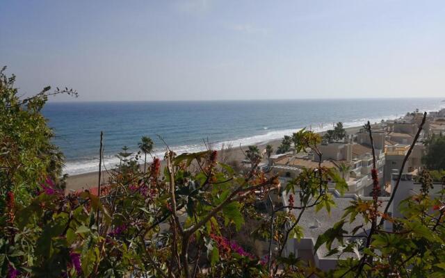 Apto 1 dormt en urb. La Colina