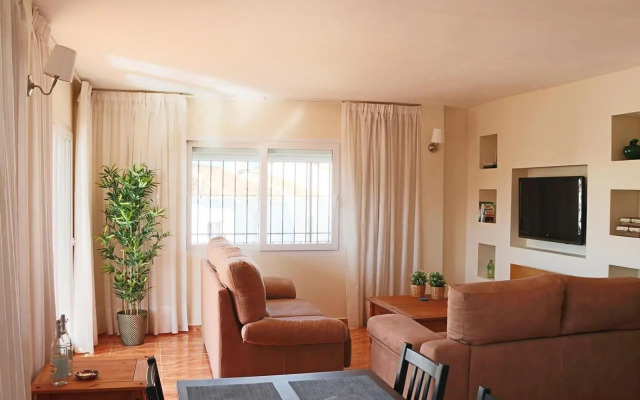 2 bedroom apartment Paradorares Ne