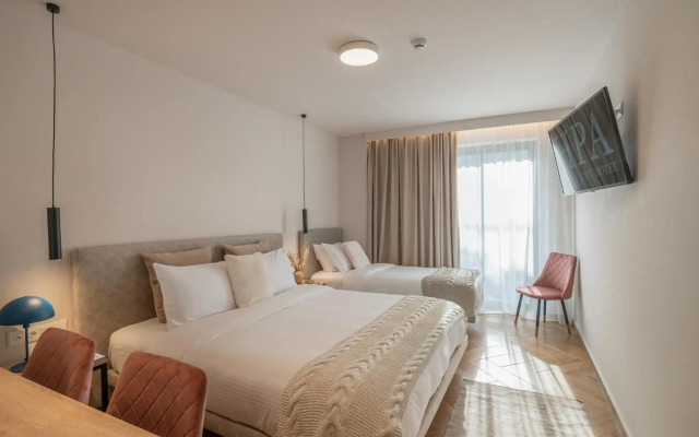 IRA Hotel