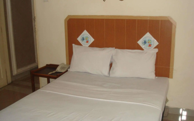 Hotel Lestari Permai