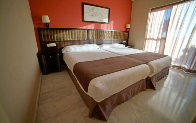 Holiday World VILLAGE Hotel