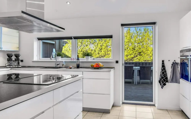 5 Star Holiday Home in Jerup