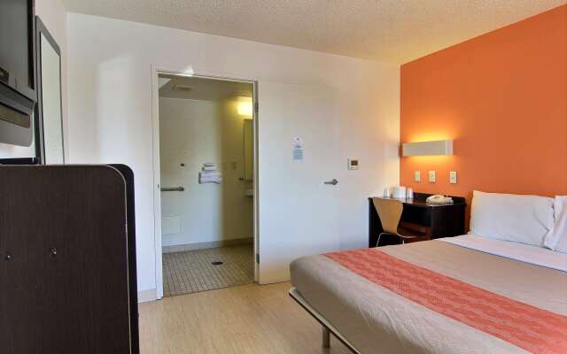 Motel 6 Austin, TX - North Central
