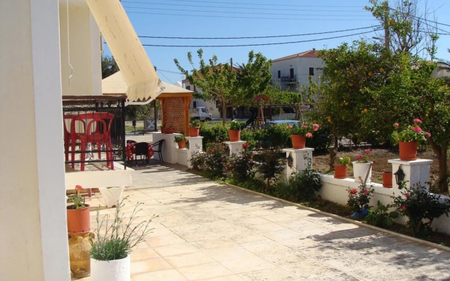 Hotel Aris