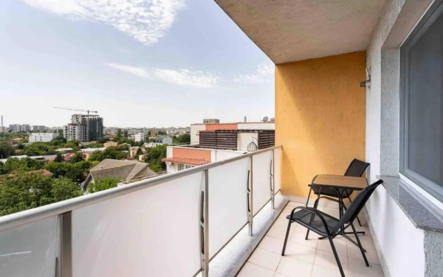 Perfect Studio with View and Undergound parking