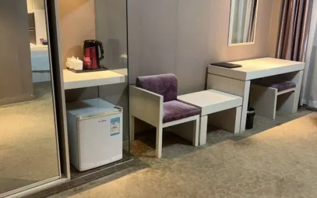 Liaoyang Bilongxuan Hotel