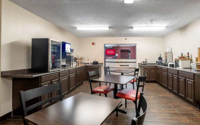 Red Roof Inn Springfield, MO