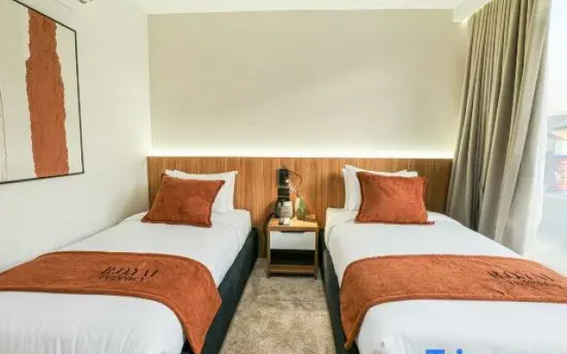 Royal Regency Hotel EG