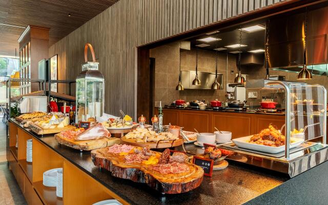 Hyatt Centric San Isidro Lima