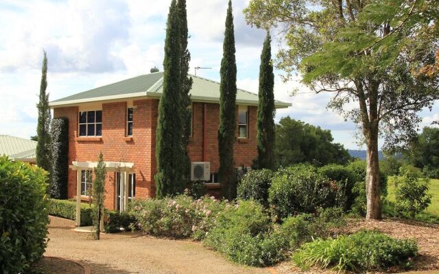 Seasons of Maleny B&B