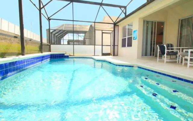 4 Bed 2245