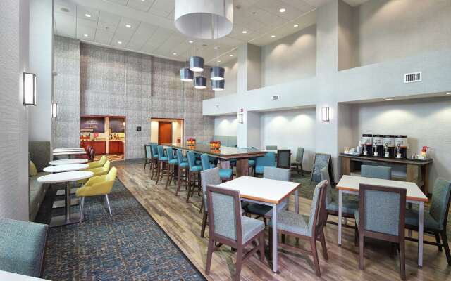 Hampton Inn & Suites Tucson East/Williams Center