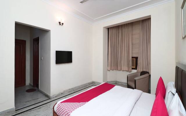 OYO 16167 Hotel Golf View Dlf