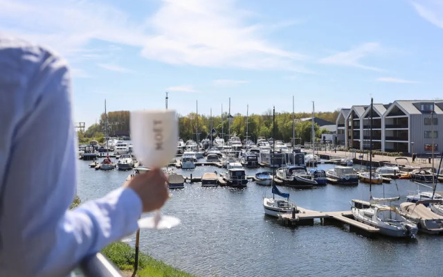 Apartment Kamperland With Harbour View