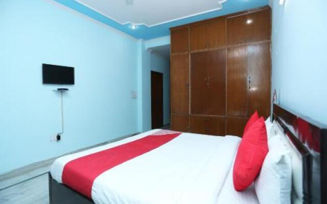 OYO 24496 Lotus Residency