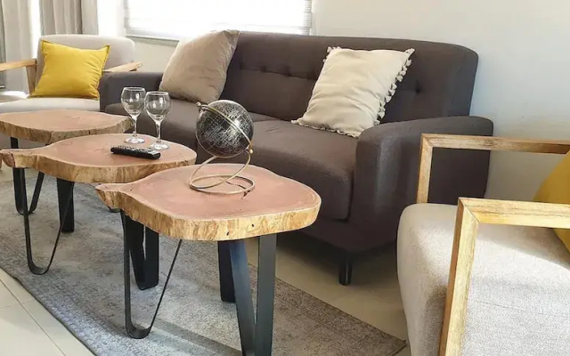 Ultra Modern 2 Bedroomed Apartment - 2082