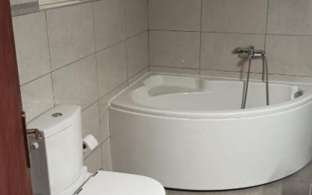 Kostas Maria Apartment 109m2 1st Floor