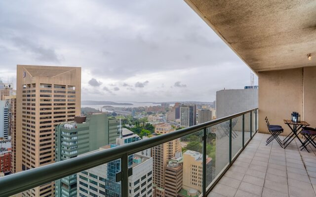 Sydney CBD Self-Contained Studio Apartment (2806PT)