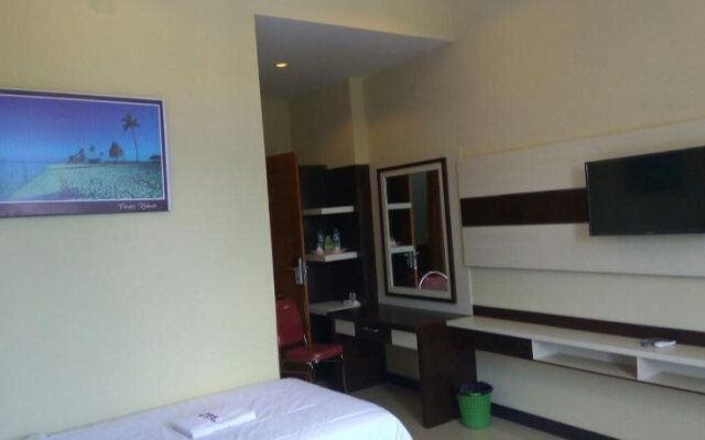 Galaxy Inn Hotel Baubau