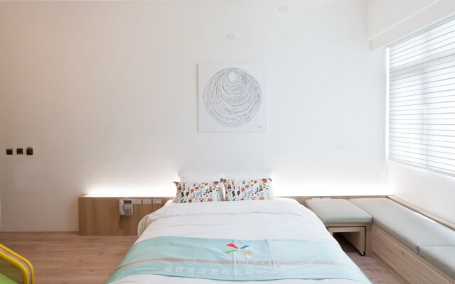 Wind Natural Parent-child Inn