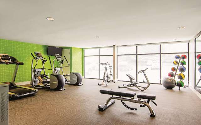 La Quinta Inn & Suites by Wyndham Portland DT/Maine Med