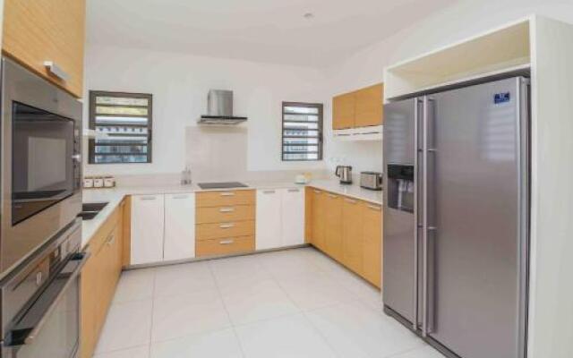 Latitude Luxury Apartment