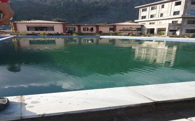 Siddhartha Riverside Resort