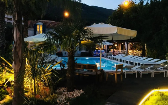 Lemon Tree Hotel
