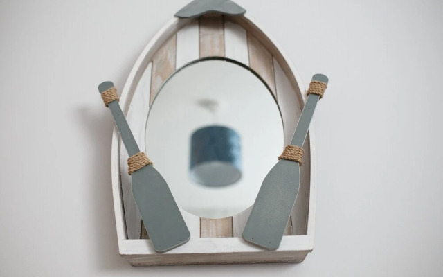 The Nautical Apartment