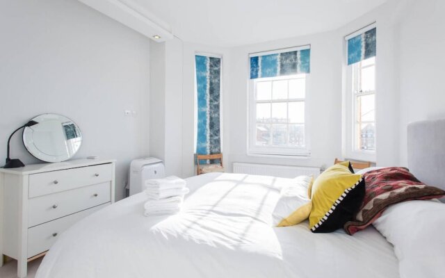 Distinctive Kensington 1-bed flat