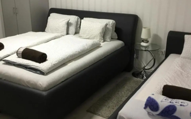Varkerulet Apartman