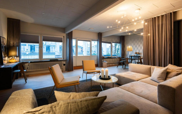 Hotel Maritime