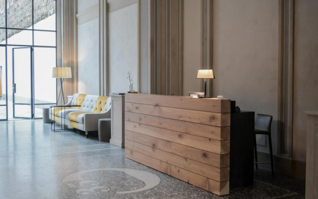 Opera 35 Boutique Hotel