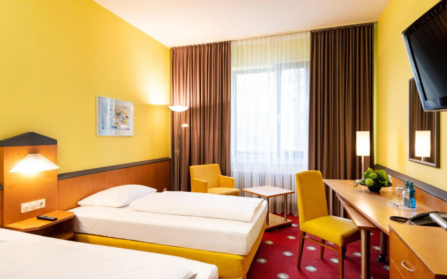 Plaza Hotel & Living Frankfurt