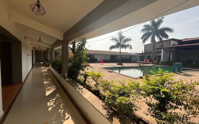 Hotel Sai Plaza