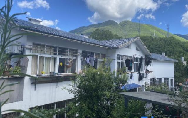 Huangshan Emerald Valley Tingquan Xiaoyuan Homestay