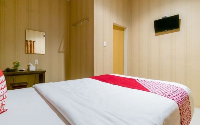 Oyo 741 Hotel Labuhan Raya
