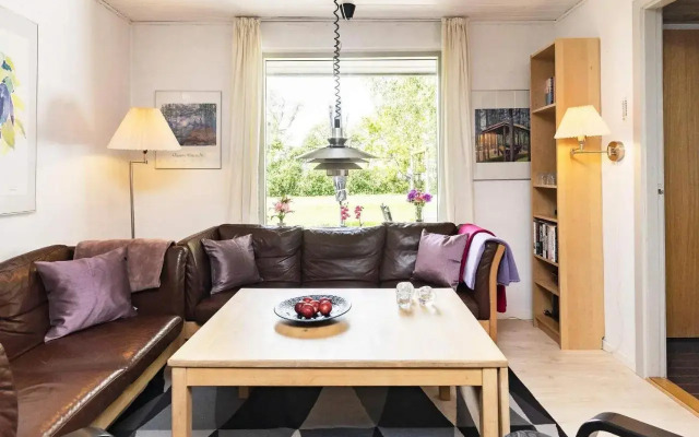 Three-Bedroom Holiday home in Millinge 1