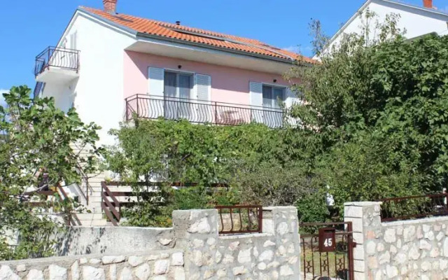 Apartment Deni
