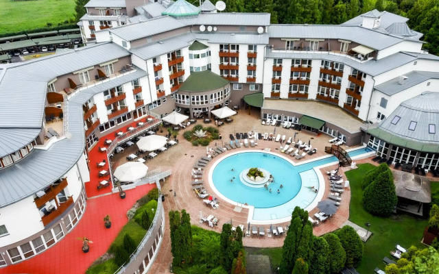 Lotus Therme Hotel & Spa