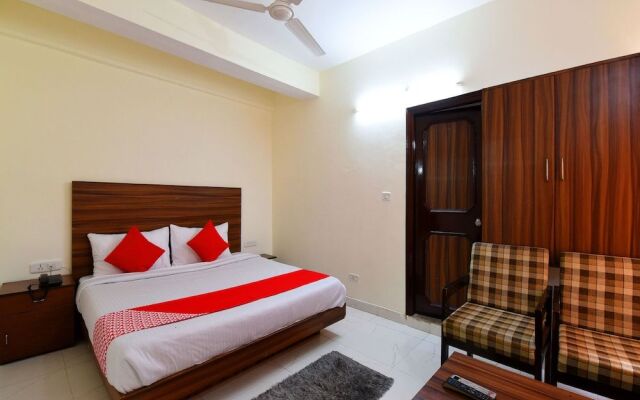 OYO 12818 Dev Villa