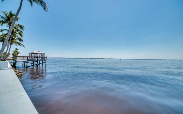 Grand Riverfront - Roelens Vacations