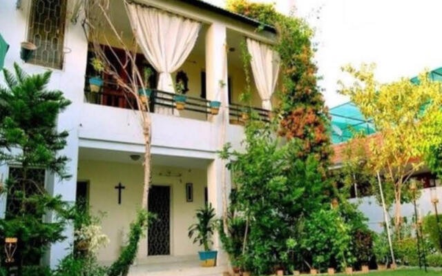 Hotel Nora Villa Homestay