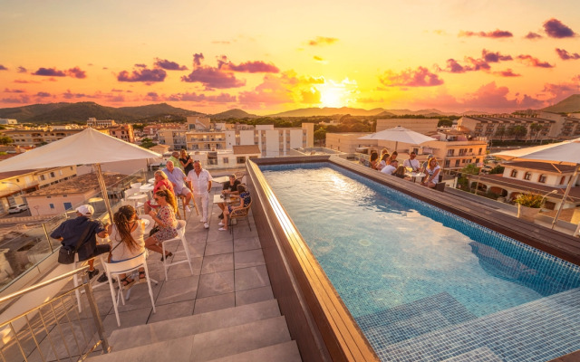 Hotel The Place - Adults Only