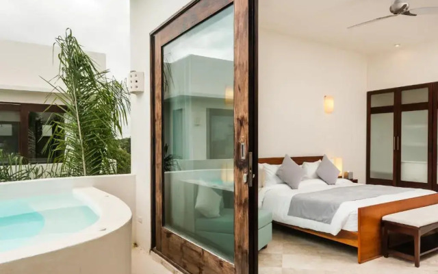 Mak Nuk Village Tulum I - Clothing Optional