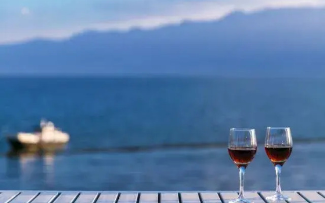 you come to me at the inn