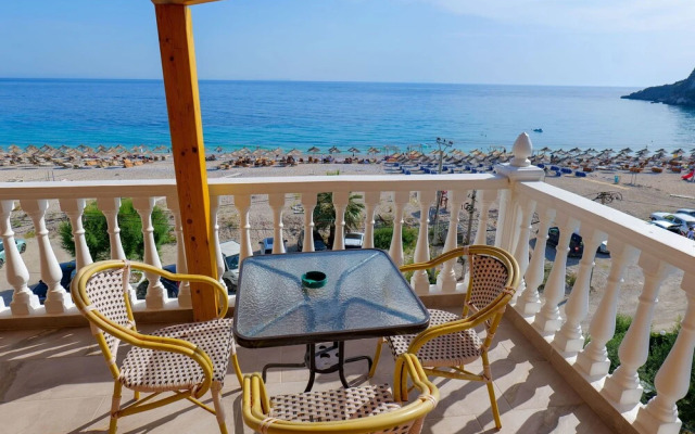 Alex & Sofi Hotel