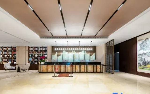 Lujiang Hongfu Jinling Hotel