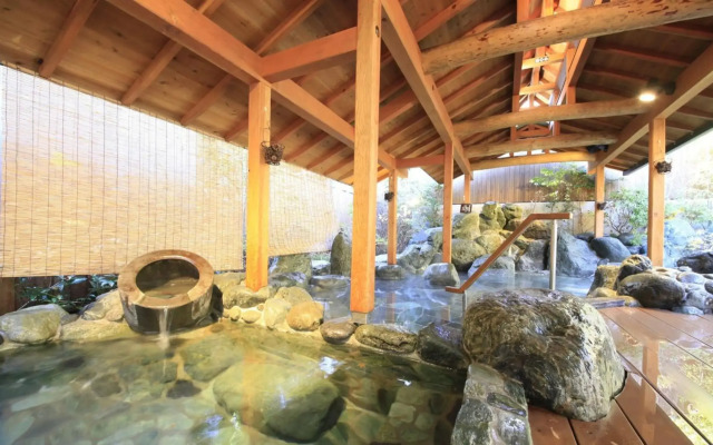 Shimobe Hotel