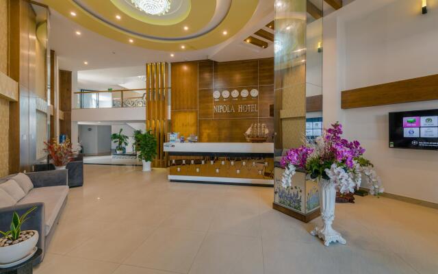 Nipola Hotel